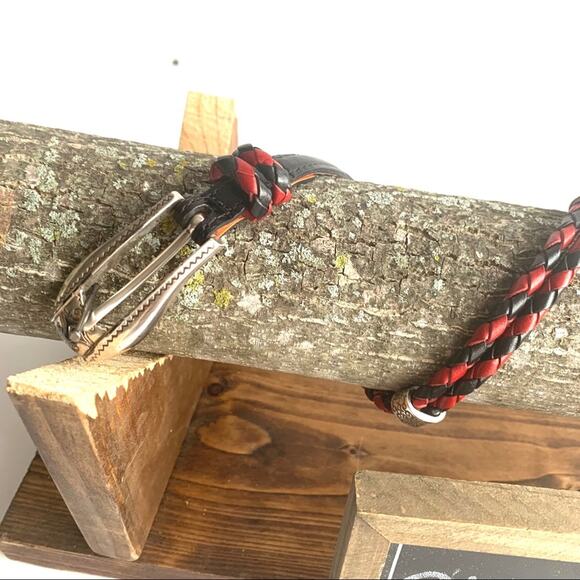 ❗️$5 CLEARANCE ❗️Brighton thin red and black braided belt - Picture 2 of 9